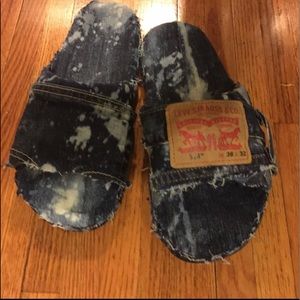🚨CUSTOM bleached denim slides🚨